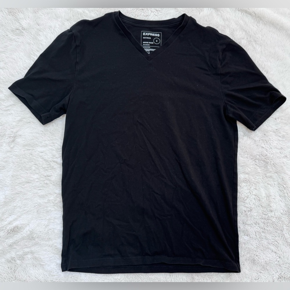 Express Men's V-Neck Perfect Pima Cotton T-Shirt